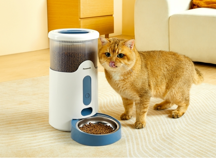 Panasonic Smart Pet Feeder