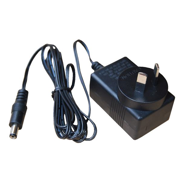 DYNAMIX 12V DC 1A CCTV Regulated Switch mode Power Adapter.