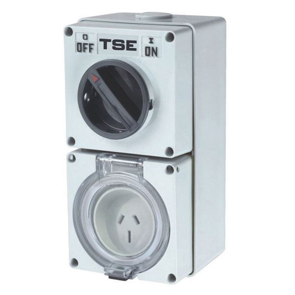 TRADESAVE Switched Outlet 3 Pin 20A Round, IP66 Stainless Steel cover fastening.